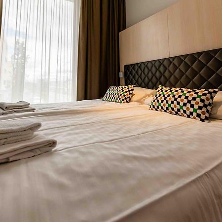 Los Lorentes Apartments Bern Airport Belp Exteriör bild