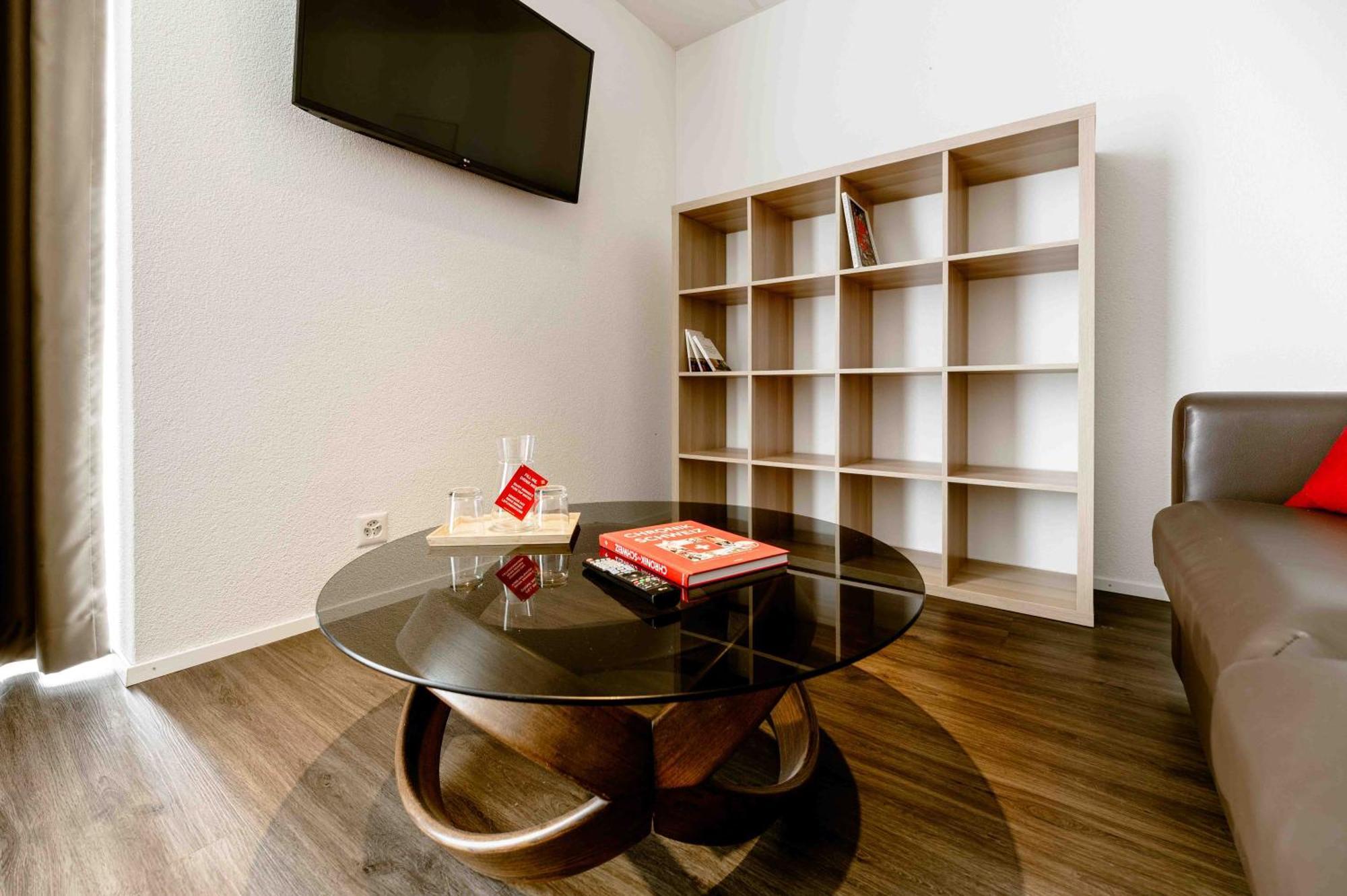 Los Lorentes Apartments Bern Airport Belp Exteriör bild