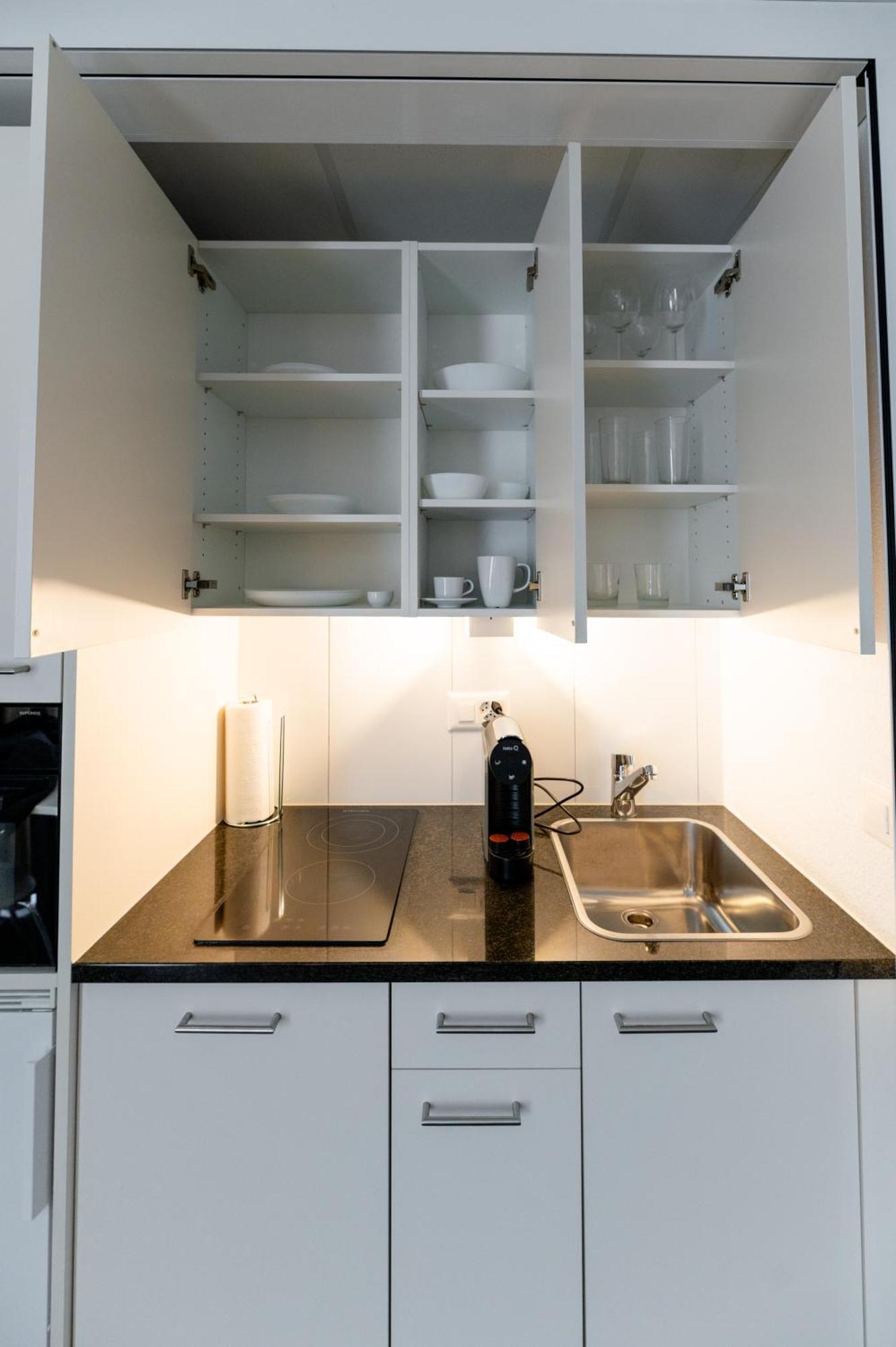 Los Lorentes Apartments Bern Airport Belp Exteriör bild