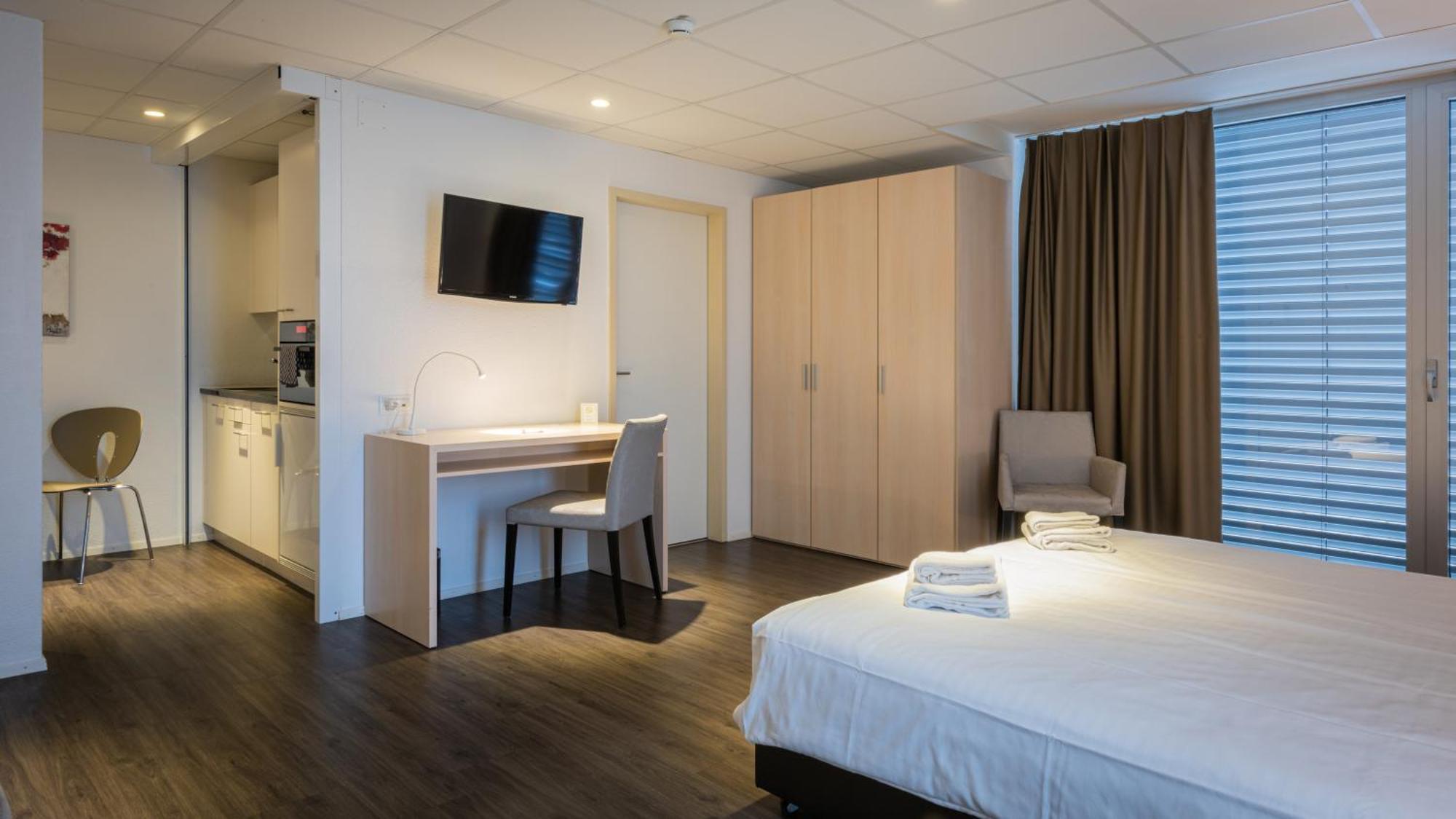 Los Lorentes Apartments Bern Airport Belp Exteriör bild